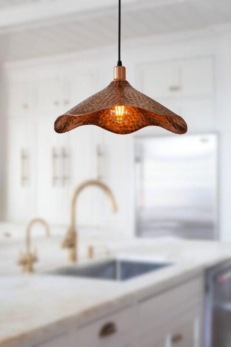 Handmade Hammered Brass Pendant Light – Moroccan Copper Wave Pendant Lamp with Organic Curved Edge for Kitchen Island, Dining Room & Boho Home Décor