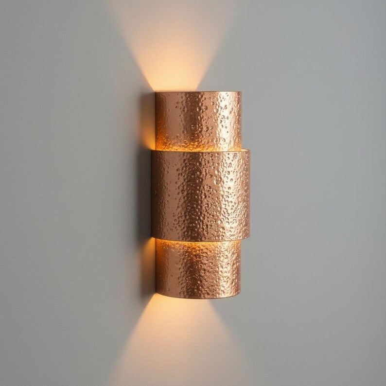 Handmade Moroccan Brass Wall Sconce – Hammered Copper Brass Tiered Wall Light with Up and Down Glow, Modern Art Deco Lamp for Bedroom, Hallway, Entryway & Living Room