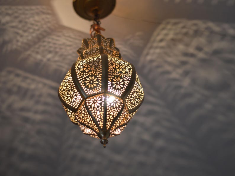 Handmade Moroccan Brass Lantern Pendant Light – Ornate Pierced Teardrop Hanging Lamp with Floral Arabesque Cutouts and Dramatic Moorish Shadow Patterns for Entryway, Bedroom & Living Room