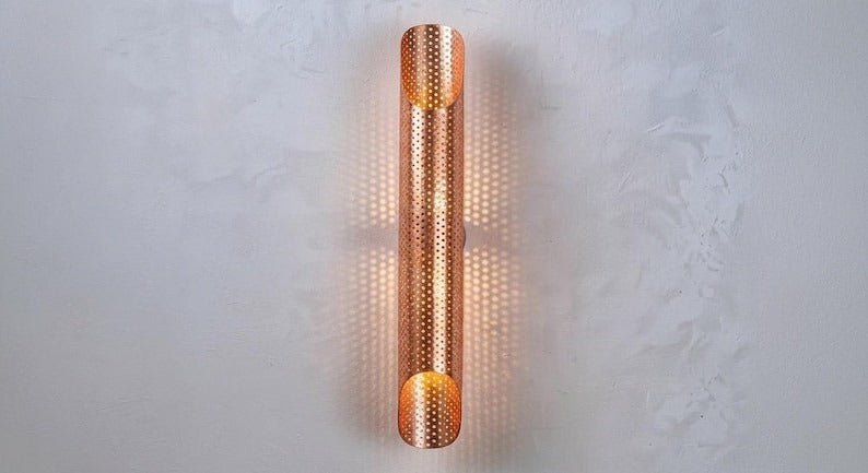 Handmade Moroccan Brass Wall Sconce – Tall Green Verdigris Patina Up and Down Wall Light with Warm Gold Interior, Modern Sculptural Lamp for Bedroom, Hallway, Entryway & Living Room
