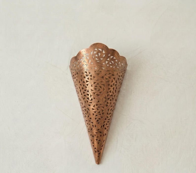Handmade Moroccan Brass Cone Wall Sconce – Pierced Geometric Wall Light with Scalloped Crown, Warm Golden Glow and Dramatic Shadow Patterns for Bedroom, Hallway & Entryway