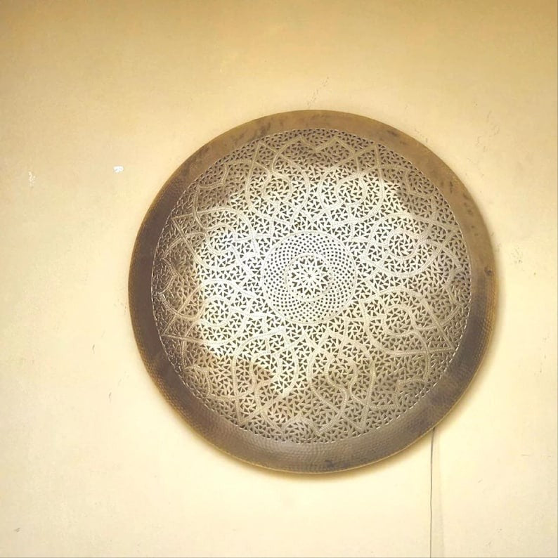 Handmade Moroccan Brass Round Wall Sconce – Pierced Mandala Disc Light with Radiating Sunburst Shadows for Bedroom, Hallway, Entryway & Living Room