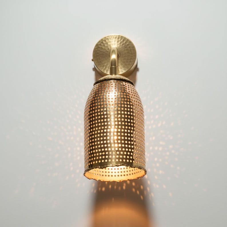 Handmade Moroccan Brass Wall Sconce – Perforated Antique Gold Brass Bell Wall Light with Hammered Backplate, Boho Shadow Lamp for Bedroom, Hallway, Bathroom & Entryway