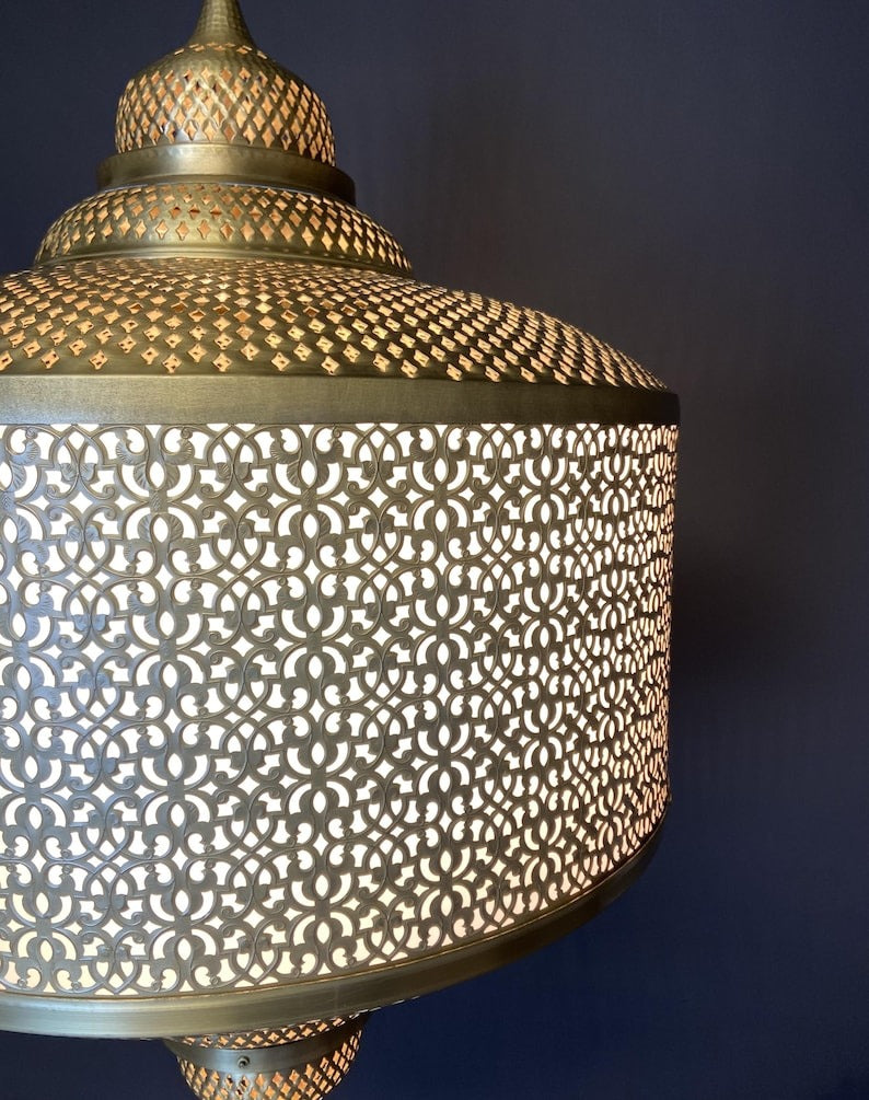 Handmade Moroccan Brass Pendant Light – Large Pierced Moorish Lantern with Geometric Arabesque Cutouts, Antique Gold Ceiling Light for Dining Room, Entryway & Living Room