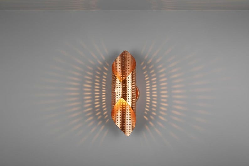 Handmade Moroccan Brass Wall Sconce – Perforated Brass Geometric Wall Light, Copper Brass Folded Sconce, Boho Mediterranean Accent Lamp for Bedroom, Hallway, Entryway & Living Room