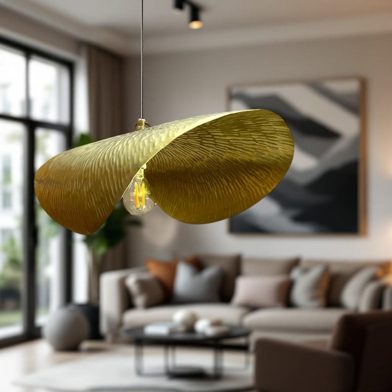 Handmade Moroccan Brass Pendant Light – Large Sculptural Wavy Ceiling Lamp, Hammered Gold Brass Statement Chandelier for Living Room & Dining Room