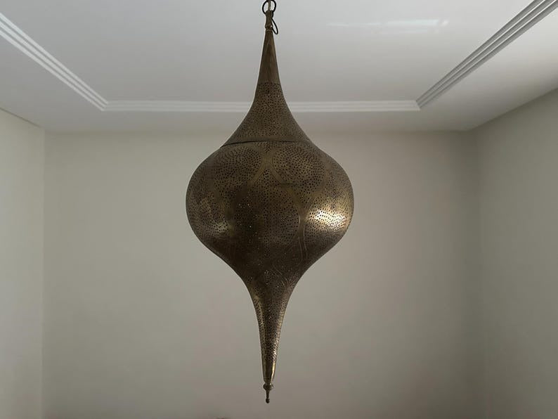 Handmade Moroccan Brass Pendant Light – Pierced Onion Lantern with Floral Arabesque Pattern, Moorish Shadow Casting Ceiling Lamp