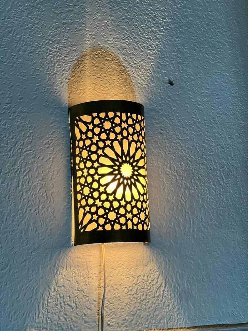 Handmade Brass Moroccan Wall Sconce – Black Pierced Brass Star Pattern Wall Light, Boho Shadow Lamp, Moroccan Geometric Wall Lighting Fixture