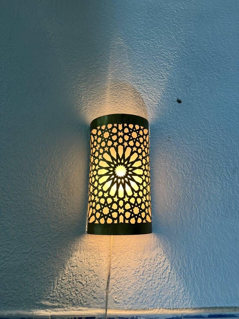 Handmade Brass Moroccan Wall Sconce – Black Pierced Brass Star Pattern Wall Light, Boho Shadow Lamp, Moroccan Geometric Wall Lighting Fixture
