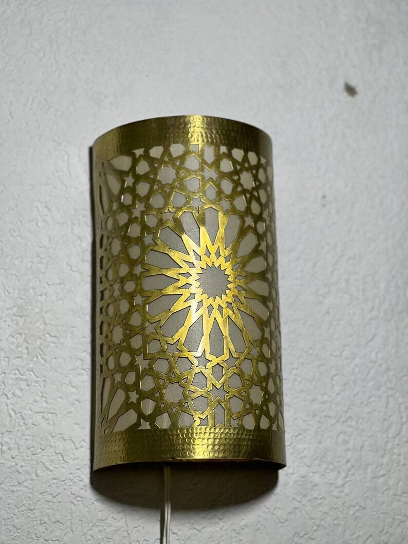 Handmade Brass Moroccan Wall Sconce – Black Pierced Brass Star Pattern Wall Light, Boho Shadow Lamp, Moroccan Geometric Wall Lighting Fixture
