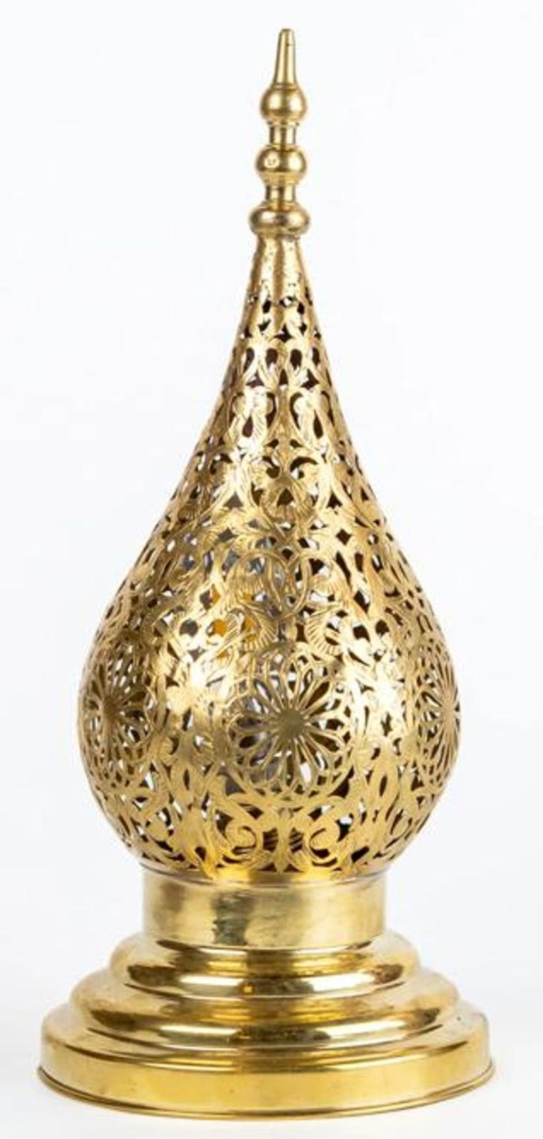 Handmade Moroccan Brass Teardrop Table Lamp – Ornate Pierced Brass Lantern with Floral Arabesque Cutouts, Warm Gold Glow and Dramatic Shadow Patterns