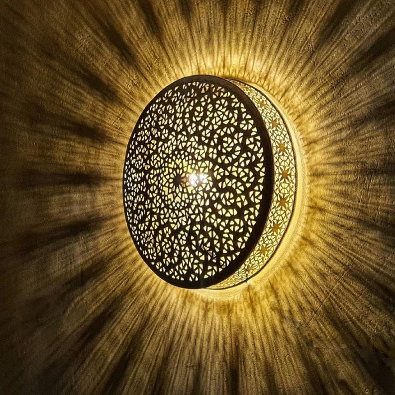 Handmade Moroccan Brass Round Wall Sconce – Pierced Mandala Disc Light with Radiating Sunburst Shadows for Bedroom, Hallway, Entryway & Living Room