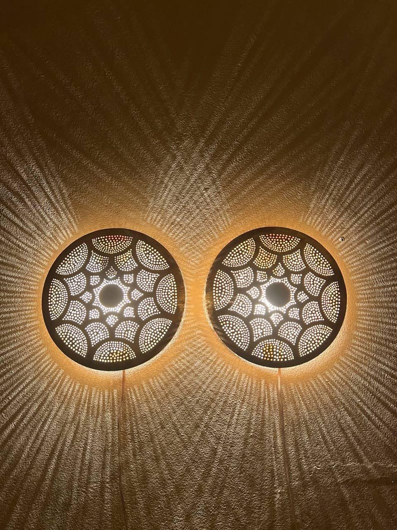 Handmade Moroccan Brass Wall Sconce – Round Pierced Metal Shadow Lamp with Fish Scale Pattern for Hallway, Bedroom & Boho Home Décor