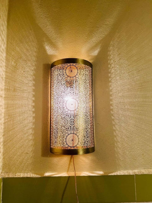 Handmade Moroccan Brass Wall Sconce – Perforated Brass Shadow Wall Light with Floral Pattern, Boho Moroccan Lantern Sconce for Bedroom, Hallway, Stairway, Entryway & Living Room