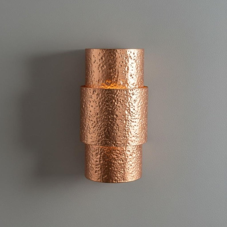 Handmade Moroccan Brass Wall Sconce – Hammered Copper Brass Tiered Wall Light with Up and Down Glow, Modern Art Deco Lamp for Bedroom, Hallway, Entryway & Living Room