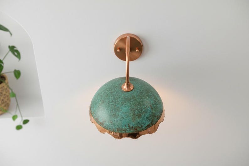 Handmade Moroccan Brass Wall Sconce – Turquoise Verdigris Patina Dome Wall Light with Scalloped Copper Brass Edge, Boho Mediterranean Bedside Lamp for Bedroom, Hallway, Bathroom & Entryway