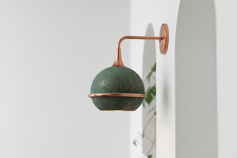 Handmade Moroccan Brass Globe Wall Sconce – Green Verdigris Patina Brass Wall Light with Copper Arm and Warm Gold Interior, Boho Mediterranean Lamp for Bedroom, Hallway, Bathroom & Entryway