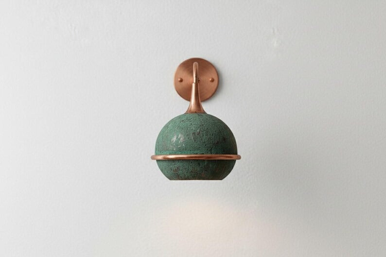 Handmade Moroccan Brass Globe Wall Sconce – Green Verdigris Patina Brass Wall Light with Copper Arm and Warm Gold Interior, Boho Mediterranean Lamp for Bedroom, Hallway, Bathroom & Entryway