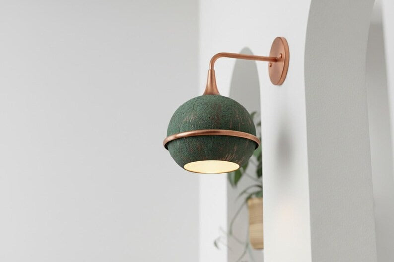 Handmade Moroccan Brass Globe Wall Sconce – Green Verdigris Patina Brass Wall Light with Copper Arm and Warm Gold Interior, Boho Mediterranean Lamp for Bedroom, Hallway, Bathroom & Entryway