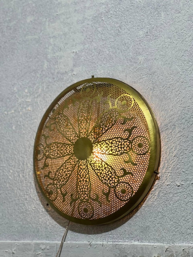 Moroccan Pierced Brass Wall Sconce – Round Filigree Mandala Light with Decorative Shadow Pattern