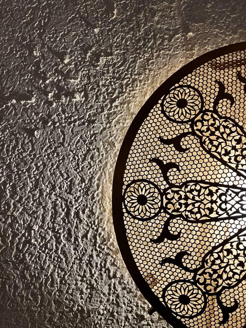 Moroccan Pierced Brass Wall Sconce – Round Filigree Mandala Light with Decorative Shadow Pattern