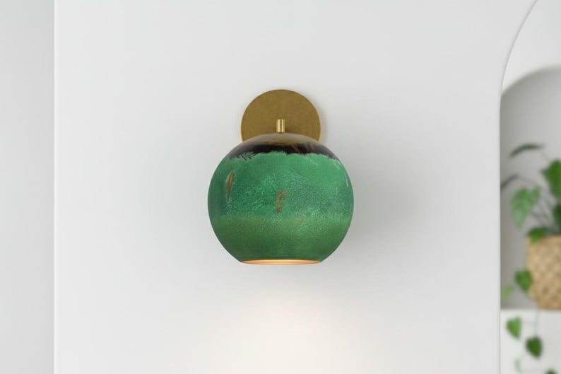 Handmade Moroccan Brass Globe Wall Sconce – Green Verdigris Patina Brass Wall Light with Antique Gold Arm, Modern Boho Bedside Lamp for Bedroom, Hallway, Bathroom & Entryway