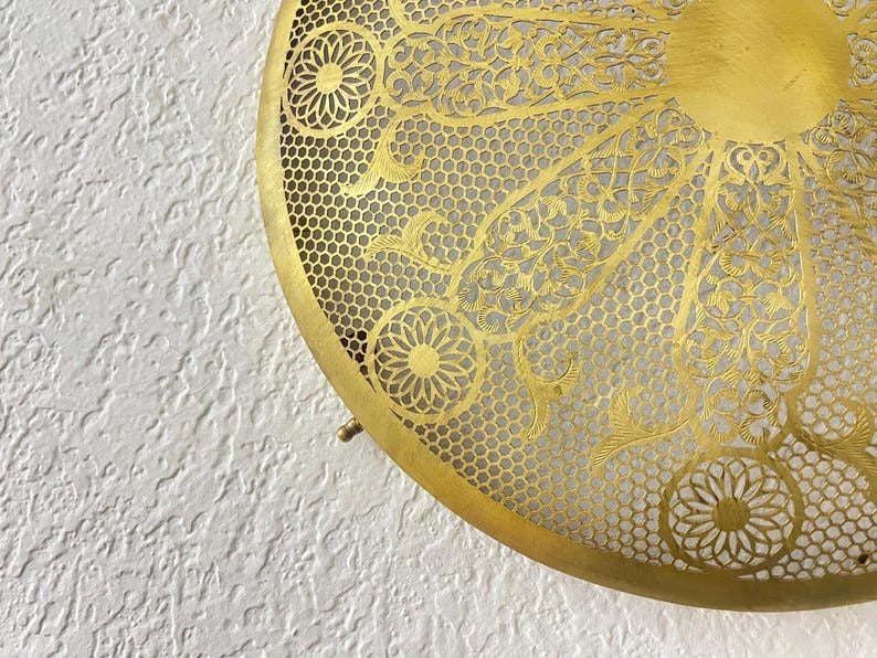Handmade Moroccan Brass Wall Sconce – Round Pierced Mandala Wall Light, Black Moorish Floral Disc Lamp for Living Room, Bedroom & Hallway