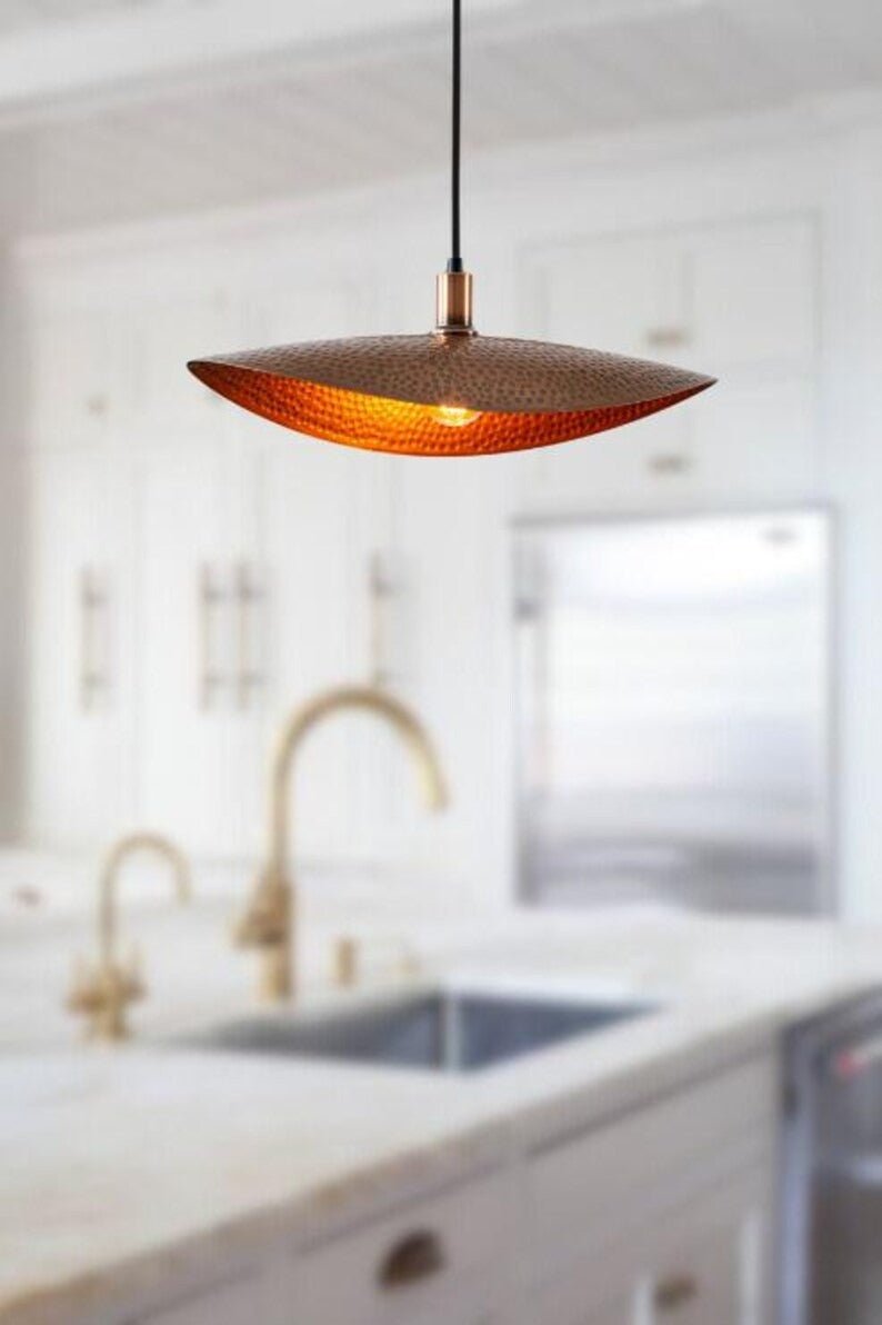 Handmade Hammered Brass Pendant Light – Moroccan Copper Saucer Pendant Lamp with Warm Gold Interior for Kitchen Island, Dining Room & Boho Home Décor