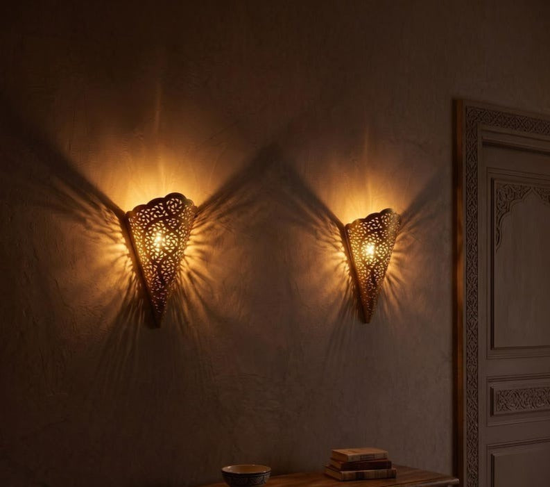 Handmade Moroccan Brass Cone Wall Sconce – Pierced Geometric Wall Light with Scalloped Crown, Warm Golden Glow and Dramatic Shadow Patterns for Bedroom, Hallway & Entryway