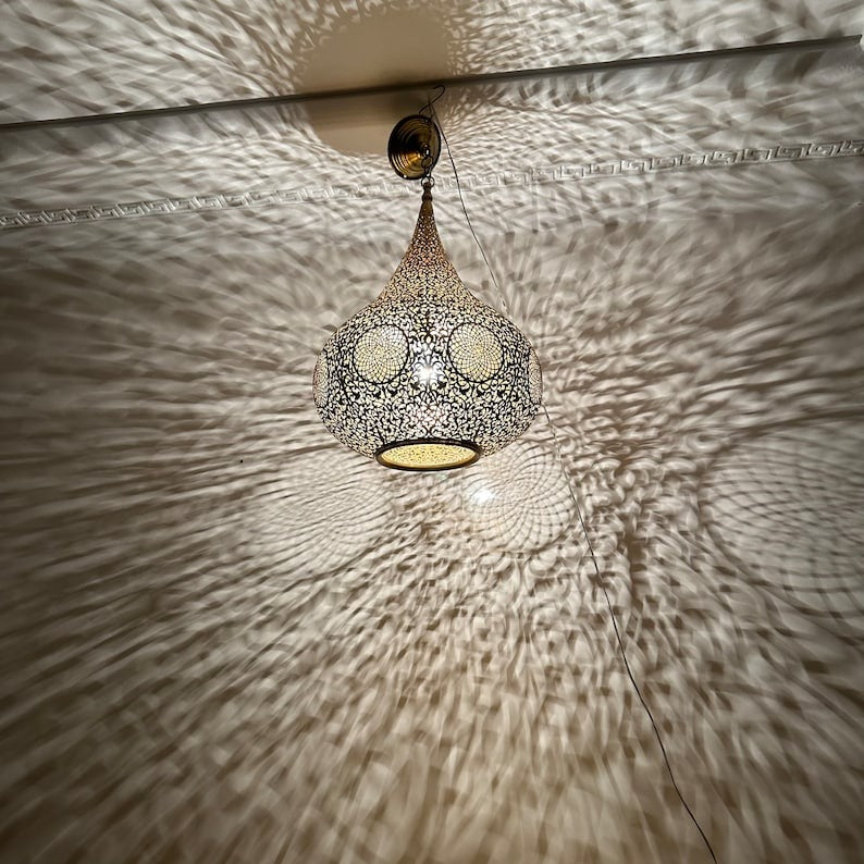 Moroccan Brass Pierced Onion Pendant Light, Handmade Moorish Floral Hanging Chandelier, Boho Arabic Shadow Lamp, Antique Gold Brass Filigree Ceiling Light Fixture